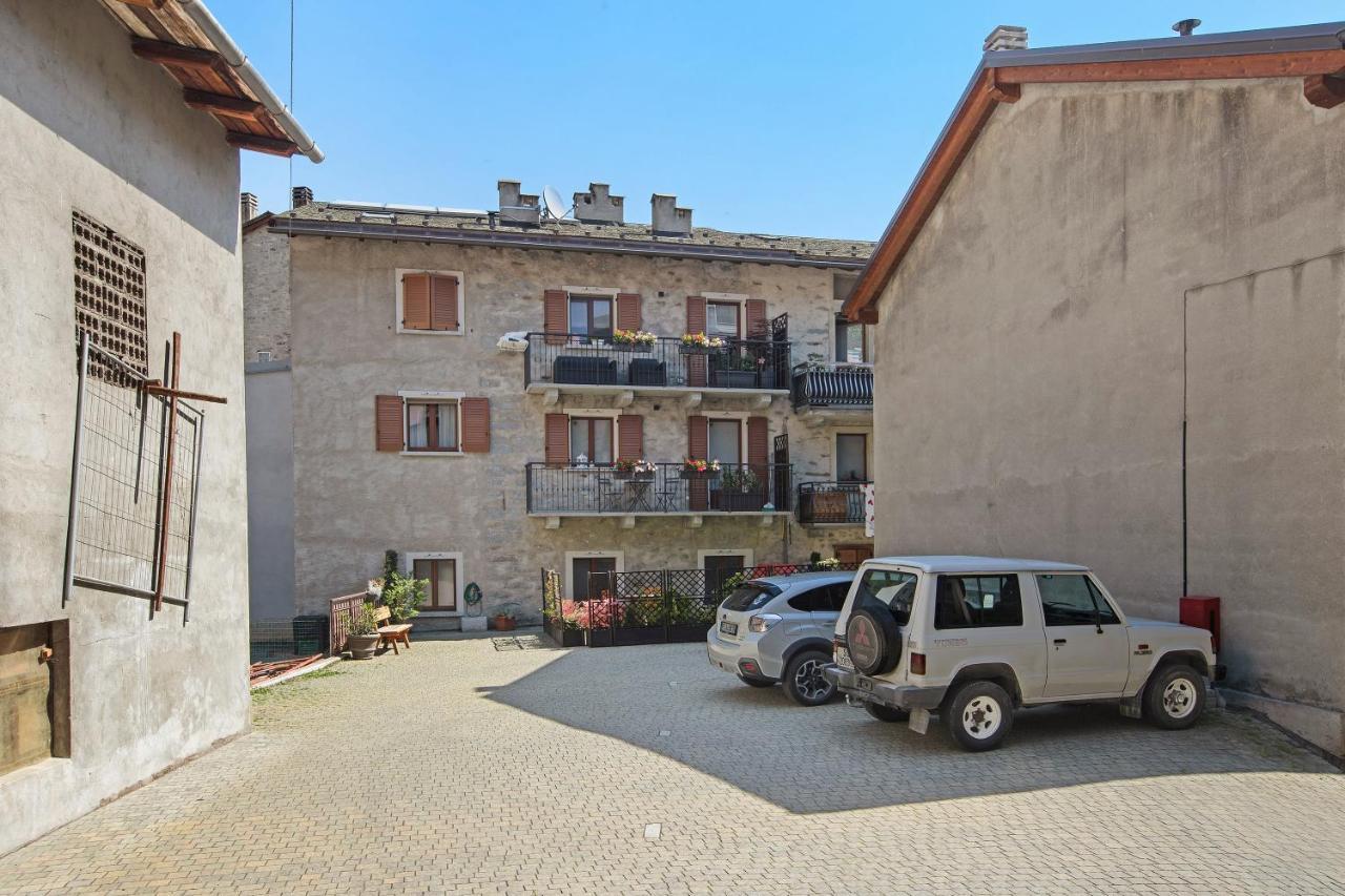 La Maison Du Bonheur Grosio Apartment Exterior foto